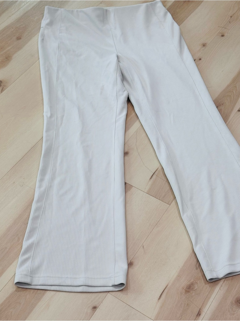Lululemon Ribbed Softstreme Flared Pant *Regular Bone Sz 14 W5GVKS Casual - Picture 8 of 15